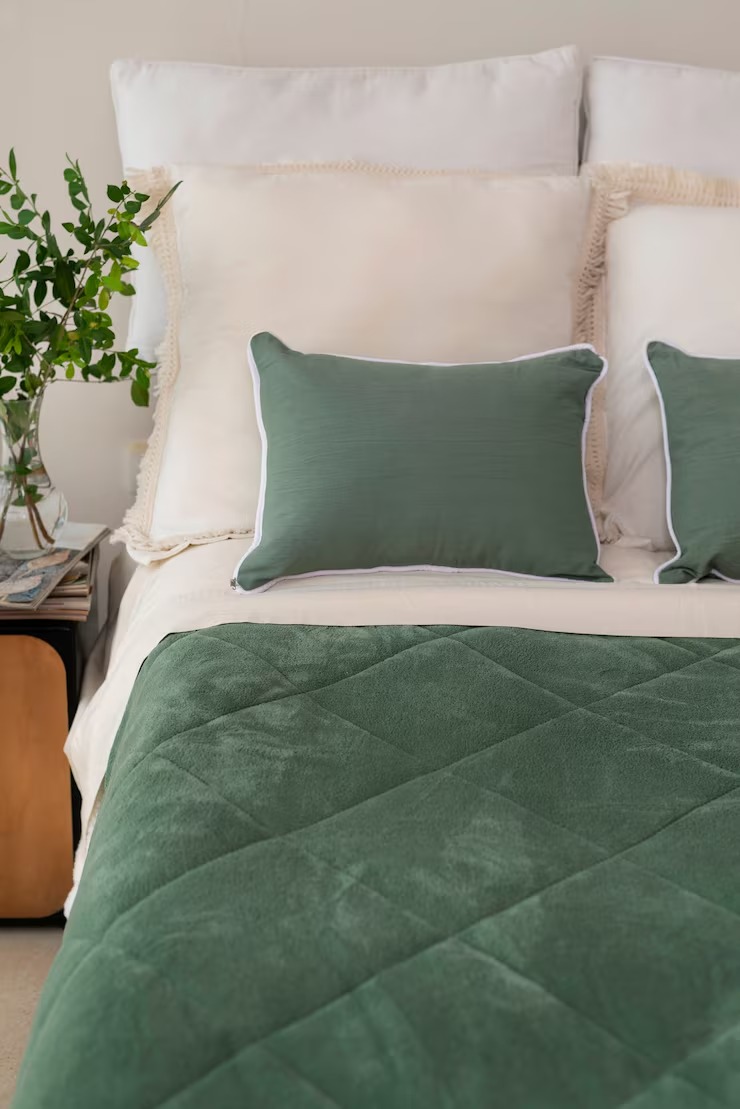 S 7 High Angle Cozy Bed Arrangement by Orient Uniforms for customers in Dubai, Abu Dhabi, Sharjah, Ajman and across the UAE